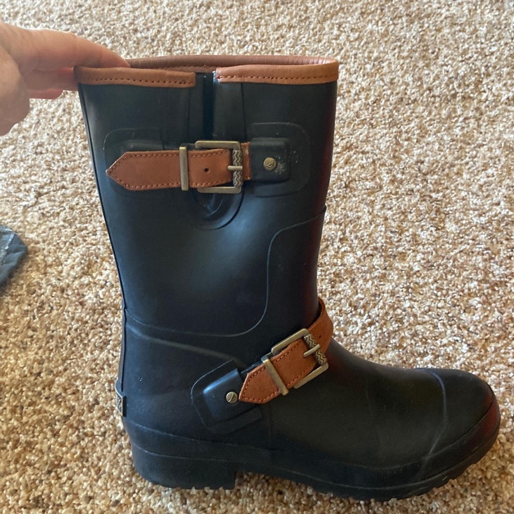 Sperry rain boots